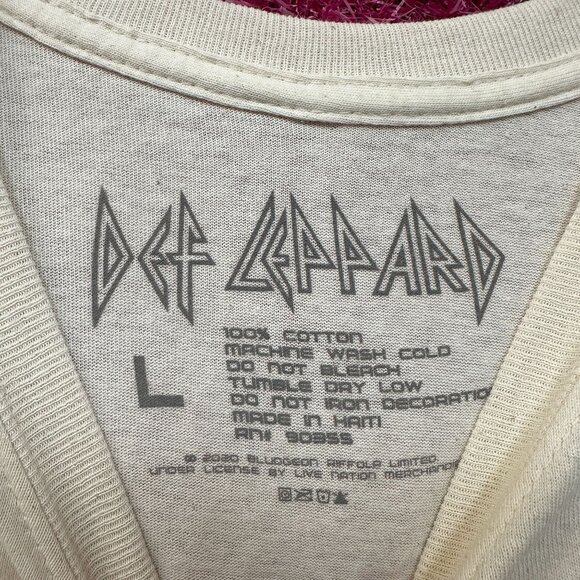 Def Leppard World Tour 1992 Rock Tshirt size Large - Picture 4 of 4